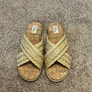 Brand new Crown Vintage sandals! Never worn - so comfortable and cute!